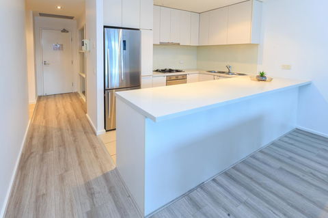 Waterfront Melbourne Apartments - Redcliffe Tourism 20
