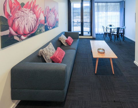 Waterfront Melbourne Apartments - Redcliffe Tourism 19
