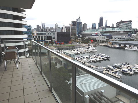 AKOM AT Docklands - Redcliffe Tourism 0