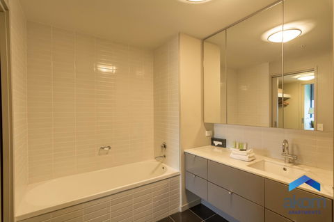 AKOM AT Docklands - Redcliffe Tourism 30