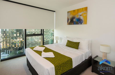AKOM AT Docklands - Redcliffe Tourism 21