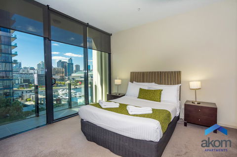 AKOM AT Docklands - Redcliffe Tourism 26