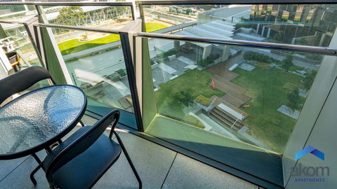 AKOM AT Docklands - Redcliffe Tourism 20