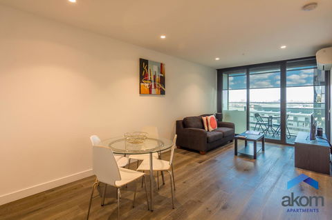 AKOM AT Docklands - Redcliffe Tourism 24