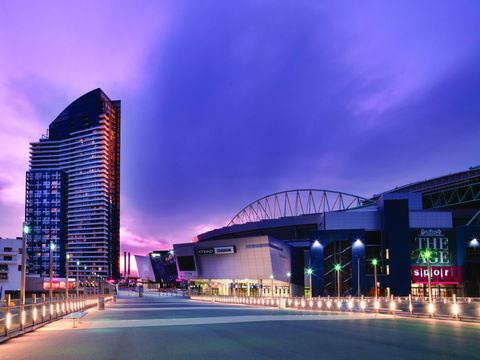 Travelodge Hotel Melbourne Docklands - Redcliffe Tourism 7