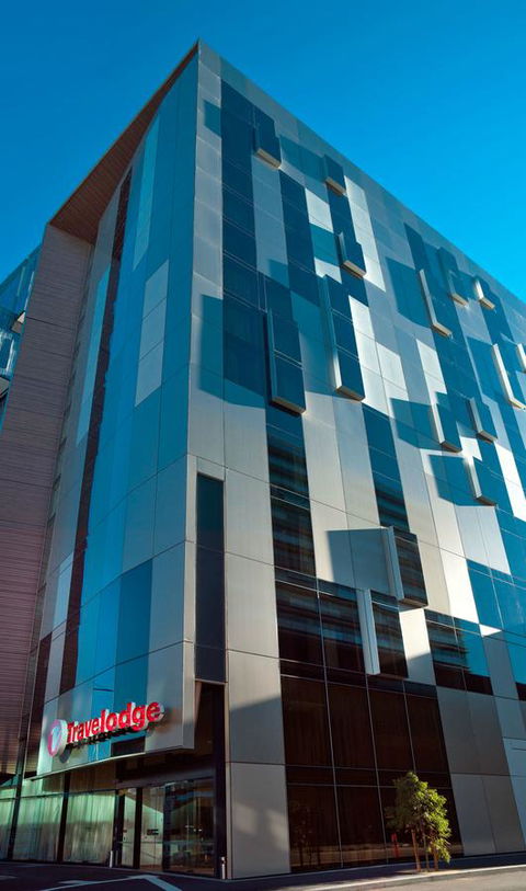 Travelodge Hotel Melbourne Docklands - Redcliffe Tourism 18