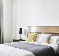 Plough Hotel - Redcliffe Tourism