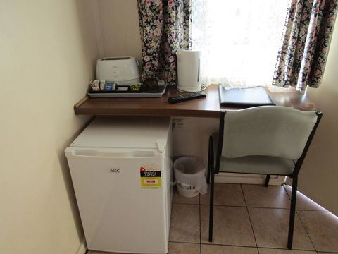 Twin City Motor Inn - Redcliffe Tourism 10
