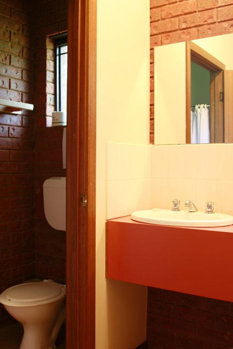 The Harrietville Snowline Hotel - Redcliffe Tourism 8