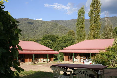 The Harrietville Snowline Hotel - Redcliffe Tourism 17