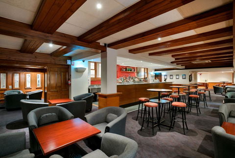 The Victoria Hotel - Redcliffe Tourism 20