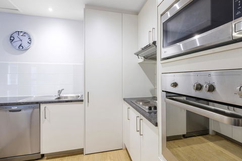 Riverside Apartments Melbourne (formerly Best Western Riverside Apartments) - Redcliffe Tourism 39