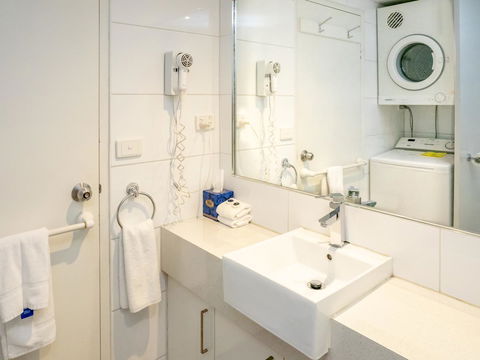Riverside Apartments Melbourne (formerly Best Western Riverside Apartments) - Redcliffe Tourism 33