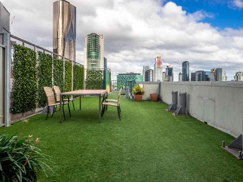 Riverside Apartments Melbourne (formerly Best Western Riverside Apartments) - Redcliffe Tourism 1
