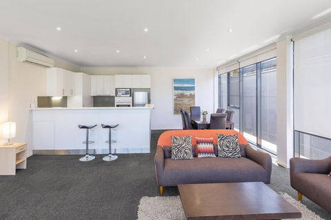 Riverside Apartments Melbourne (formerly Best Western Riverside Apartments) - Redcliffe Tourism 42