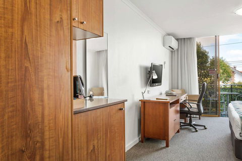 Quality Hotel Bayside Geelong - Redcliffe Tourism 8