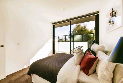 Apartments In Richmond Church St Near MCG - Redcliffe Tourism 15