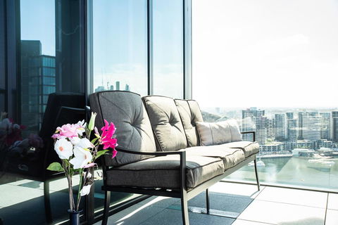 Melbourne Private Apartments - Collins Wharf Waterfront, Docklands - Redcliffe Tourism 4