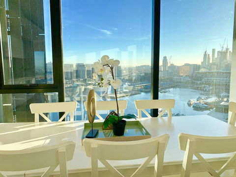 Melbourne Private Apartments - Collins Wharf Waterfront, Docklands - Redcliffe Tourism 11