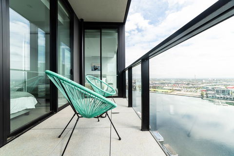 Melbourne Private Apartments - Collins Wharf Waterfront, Docklands - Redcliffe Tourism 33