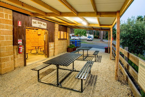 BIG4 Castlemaine Gardens - Redcliffe Tourism 24
