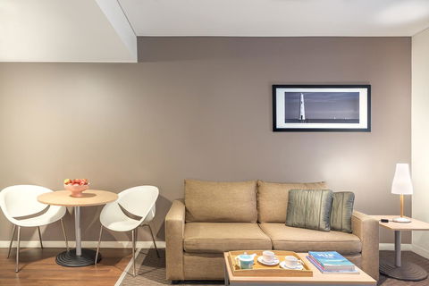 Ibis Melbourne Hotel And Apartments - Redcliffe Tourism 16