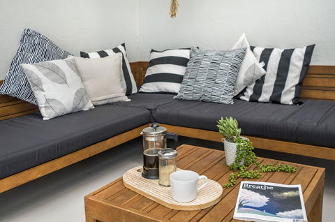 Portland Bay Apartments - Redcliffe Tourism 6