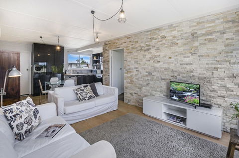 Portland Bay Apartments - Redcliffe Tourism 29