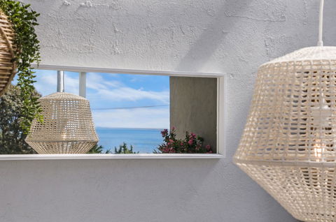 Portland Bay Apartments - Redcliffe Tourism 1