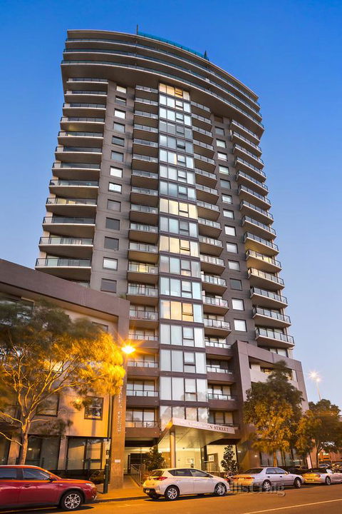 Premier Stays Melbourne - Redcliffe Tourism 12