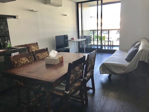Mel-Uni Village - Redcliffe Tourism 26