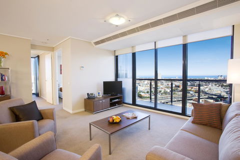 28 Nights Apartments - Redcliffe Tourism 12