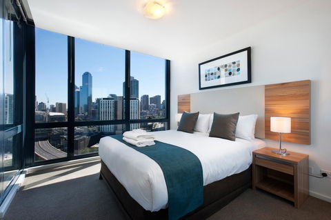 28 Nights Apartments - Redcliffe Tourism 6