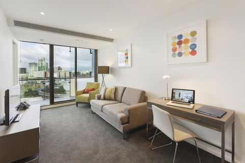 28 Nights Apartments - Redcliffe Tourism 3
