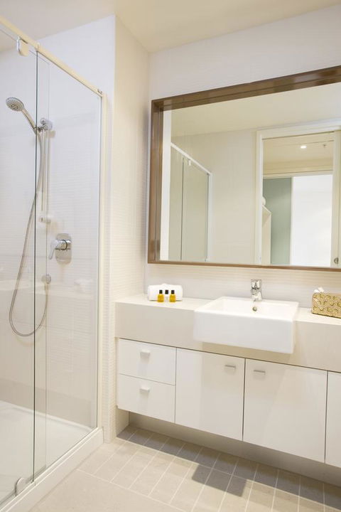 28 Nights Apartments - Redcliffe Tourism 17