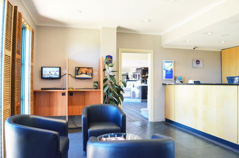 Best Western Plus Buckingham International - Redcliffe Tourism 36