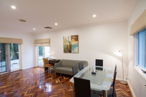 Best Western Plus Buckingham International - Redcliffe Tourism 11