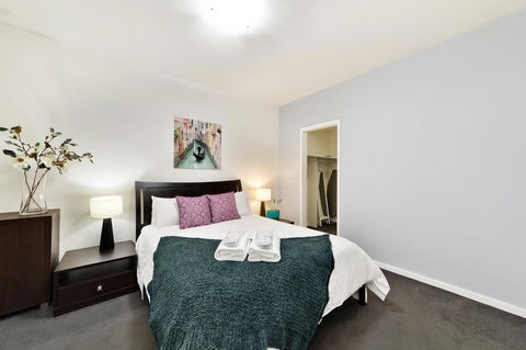 Signature Waterfront Apartments - Redcliffe Tourism 2