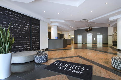 Mantra On The Park - Redcliffe Tourism 3