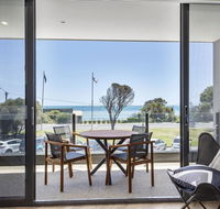 Blairgowrie Apartment 1 - on the beach - Redcliffe Tourism