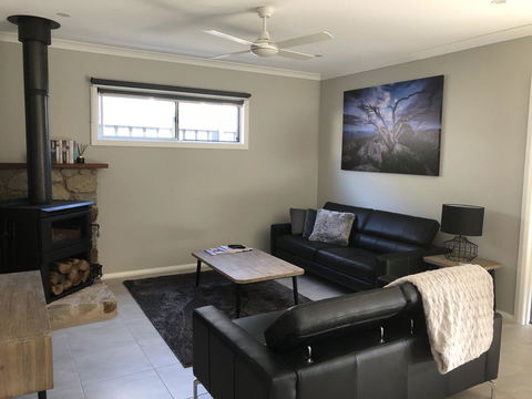 Luxury Abalina Cottages - Redcliffe Tourism 27