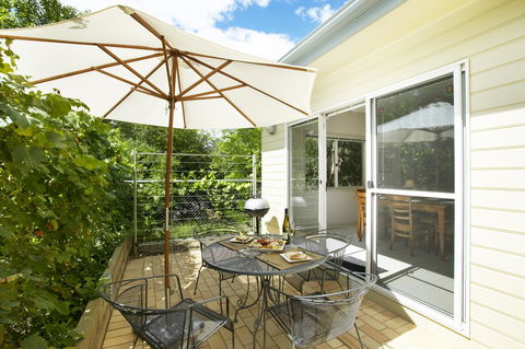 Luxury Abalina Cottages - Redcliffe Tourism 38