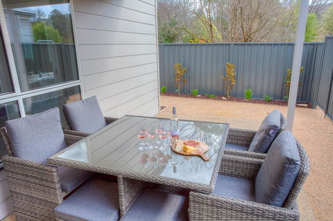 Luxury Abalina Cottages - Redcliffe Tourism 8