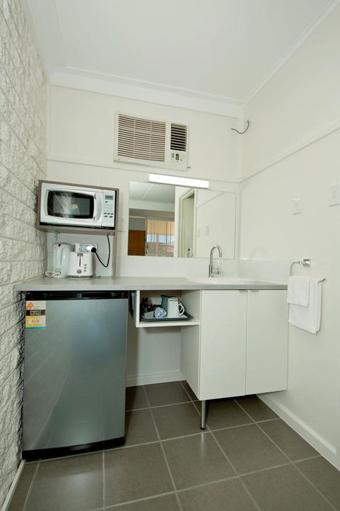 Motel Yarrawonga - Redcliffe Tourism 10