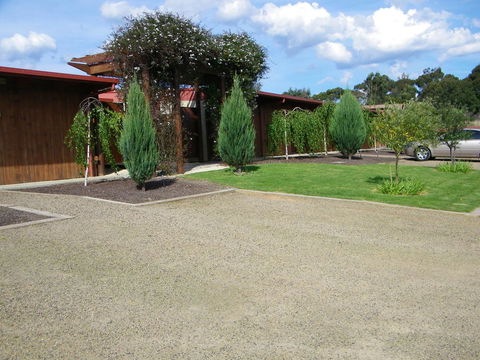 De\'Vine Escape - Redcliffe Tourism 18