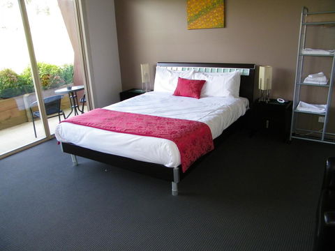 De\'Vine Escape - Redcliffe Tourism 26