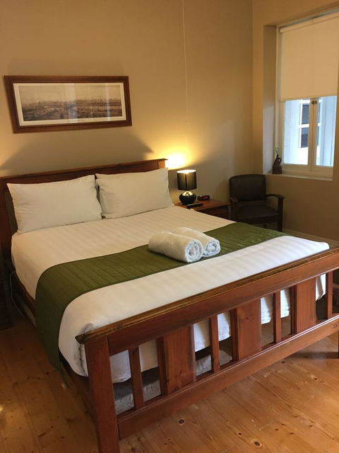 Little River Bed And Breakfast - Redcliffe Tourism 17