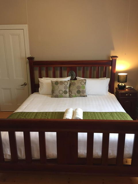 Little River Bed And Breakfast - Redcliffe Tourism 24