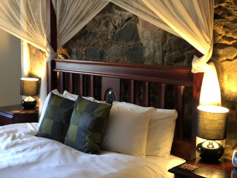 Little River Bed And Breakfast - Redcliffe Tourism 1