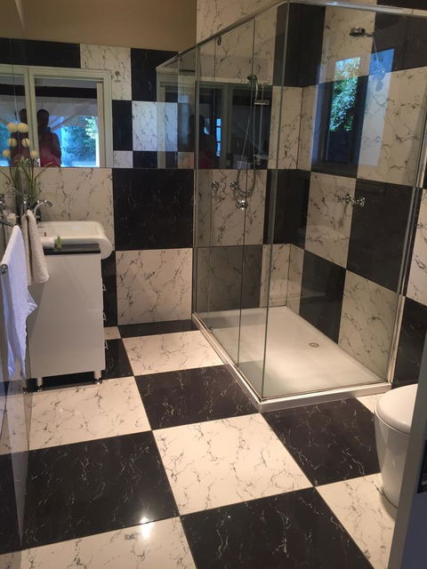 Little River Bed And Breakfast - Redcliffe Tourism 23